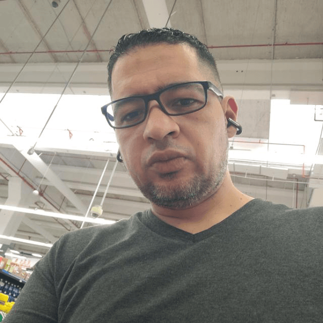 roberto samayoa